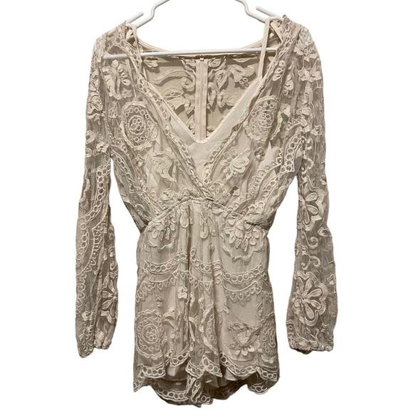 Jen's Pirate Booty Ara White Lace Long Sleeve Romper - Picture 1 of 5